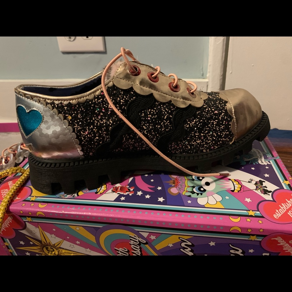BRAND NEW IRREGULAR CHOICE SHOES